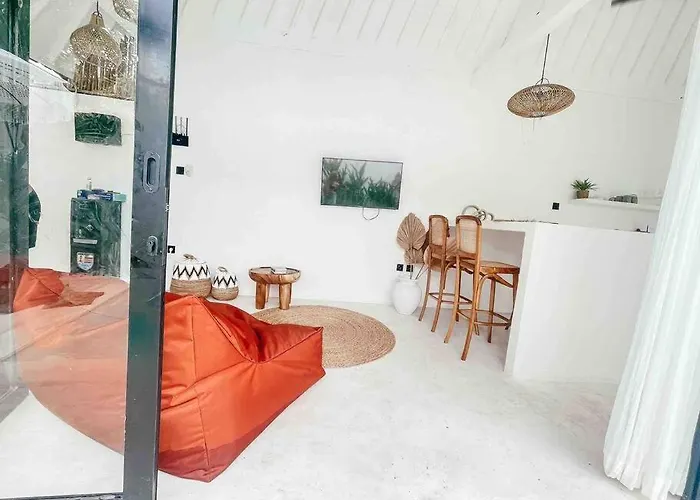 Renovated 2Bd Oasis With Pool - Casaera In Seminyak Main Hub